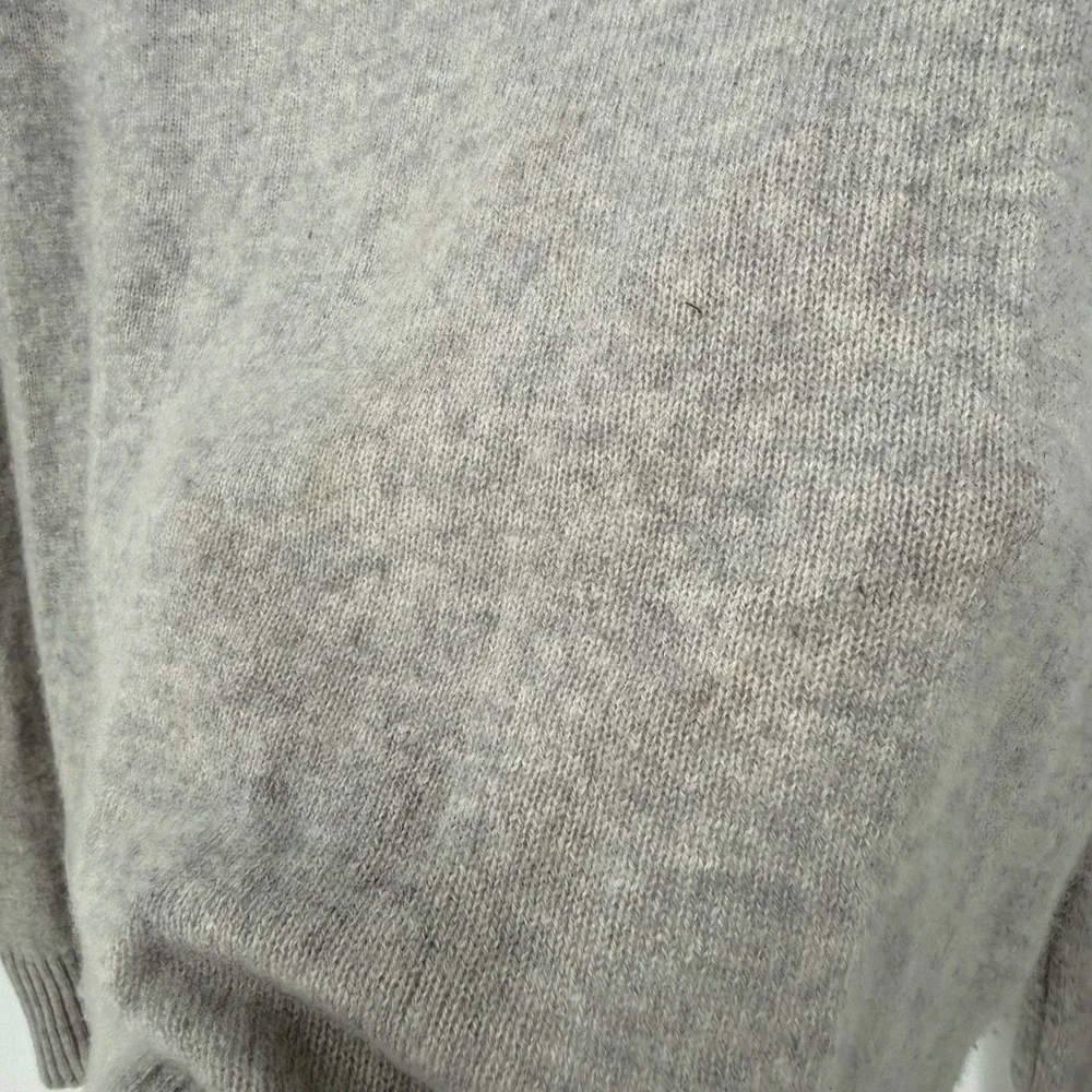 SKULL CASHMERE X SOULCYCLE 'SOUL' CREWNECK‎ CASHMERE SWEATER MEDIUM -- NOTE FLAW